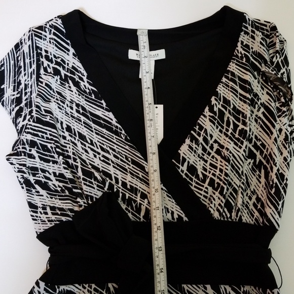 WHITE &BLACK DRESSES - Picture 6 of 8